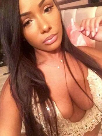 , 20 Latino/Hispanic female escort, Vancouver