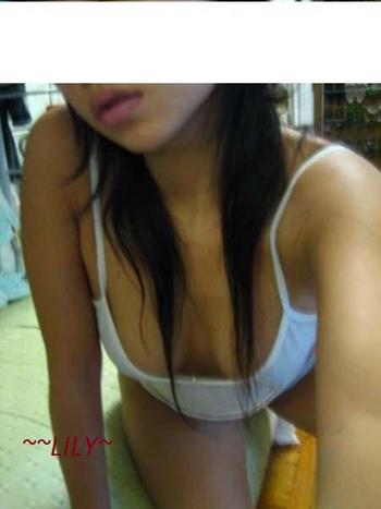 , 22 Asian female escort, Vancouver