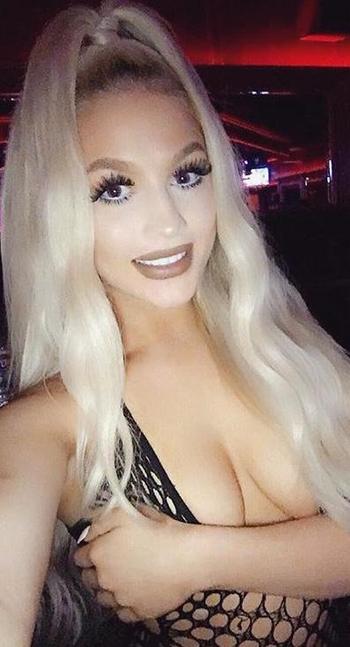 , 20  female escort, Vancouver