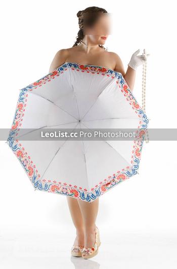 Volpina Vance, 26 Mixed female escort, Vancouver