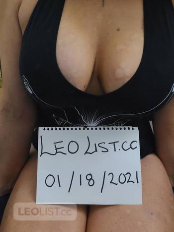 Kitty Kat Meow, 32 Caucasian/White female escort, Vancouver