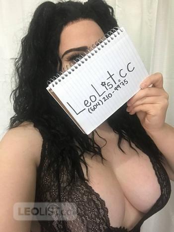 Luna Star 247 Outs only, 22 Caucasian/White female escort, Vancouver