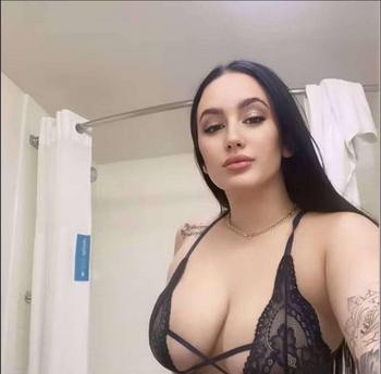 SOPHIA, 21 Caucasian/White female escort, Vancouver
