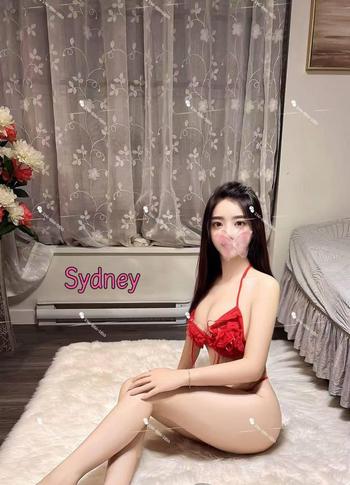 Party Queen Friends, 20 Asian female escort, Vancouver