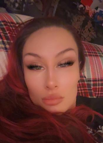 Layla luxxx, 29 Caucasian/White female escort, Vancouver