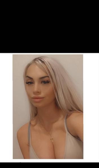 Summer Haze, 21 Caucasian/White female escort, Vancouver