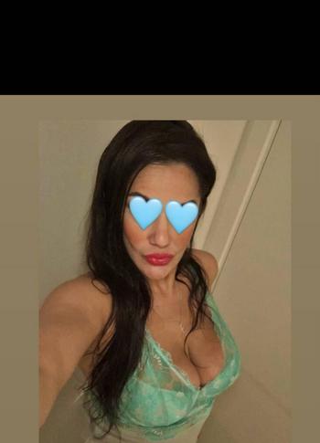 Vivienne, 29 Caucasian/White female escort, Vancouver