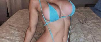 Breanna, 26 Mixed female escort, Vancouver