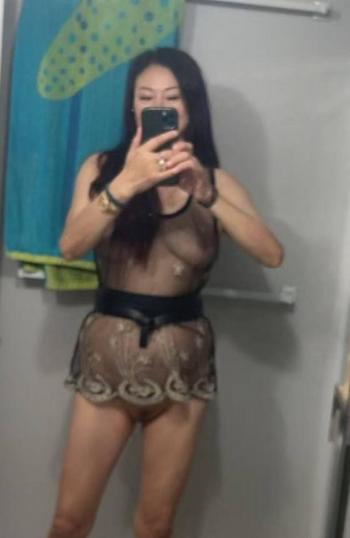 Lisa, 33 Asian female escort, Vancouver
