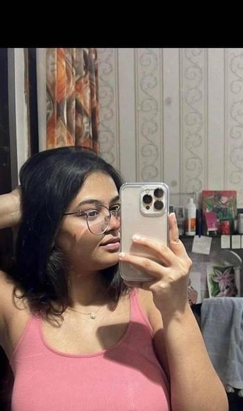 Priya, 26 Indo Canadian female escort, Vancouver