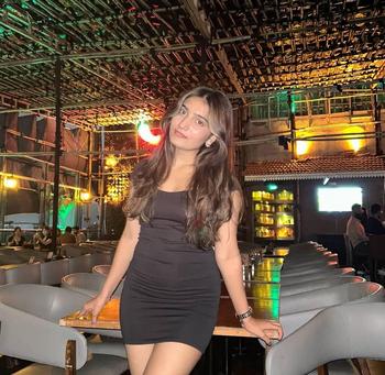 Harman, 23 Indo Canadian female escort, Vancouver