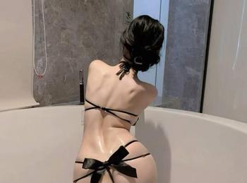 JESSY, 24 Asian female escort, Vancouver
