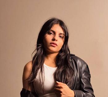 Preet, 22 Asian female escort, Vancouver